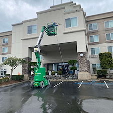 Hilton-Inn-stucco-soft-washing 9